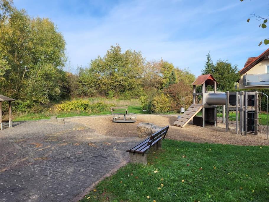 Schoene Wohnung Mit Eigenem Eingang Und Parkplatz Fulde Extérieur photo