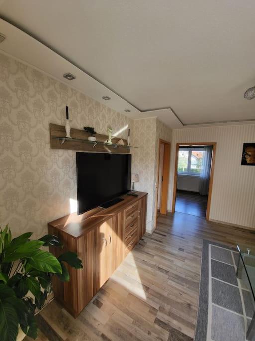 Schoene Wohnung Mit Eigenem Eingang Und Parkplatz Fulde Extérieur photo